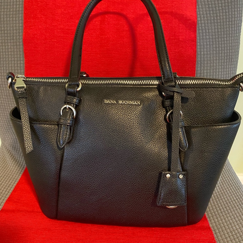 Black Dana Buchman handbag